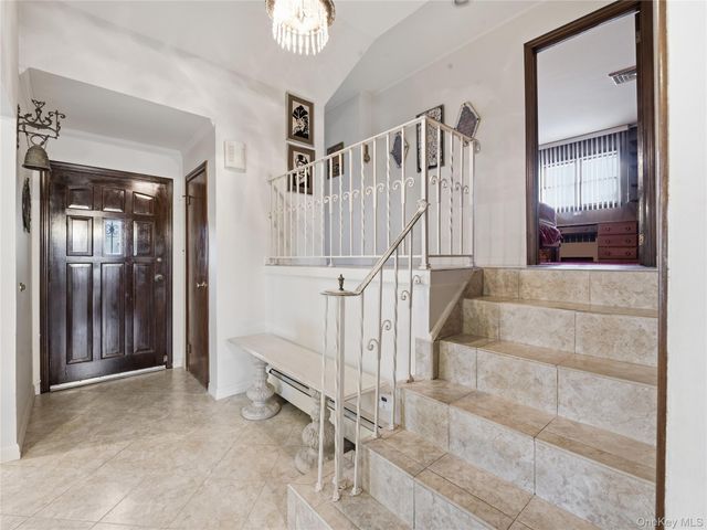 70 Polo Road, Massapequa, NY 11758