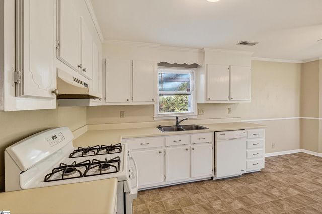101 Bishop Drive, Easley, SC 29640
