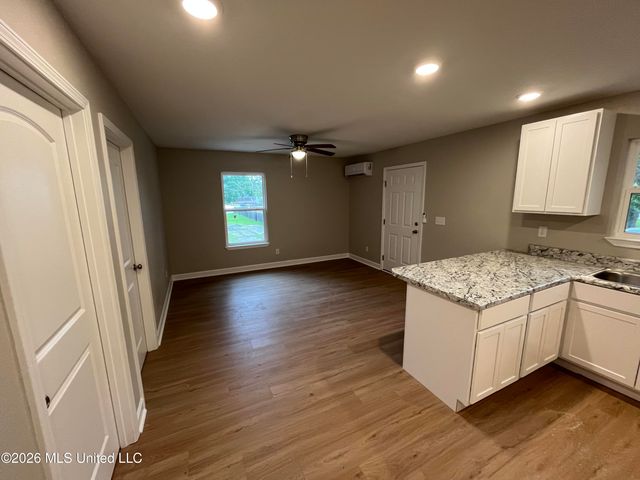 3212 Argentina Street, Pascagoula, MS 39581