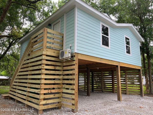 3212 Argentina Street, Pascagoula, MS 39581