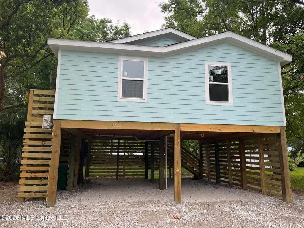 3212 Argentina Street, Pascagoula, MS 39581
