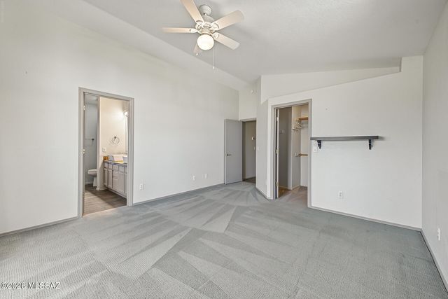 8596 N Sayante Way, Tucson, AZ 85743