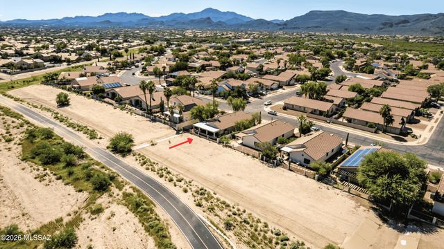 8596 N Sayante Way, Tucson, AZ 85743