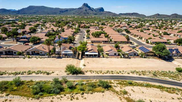 8596 N Sayante Way, Tucson, AZ 85743