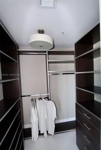 14951 Royal Oaks Ln 1801, North Miami, FL 33181