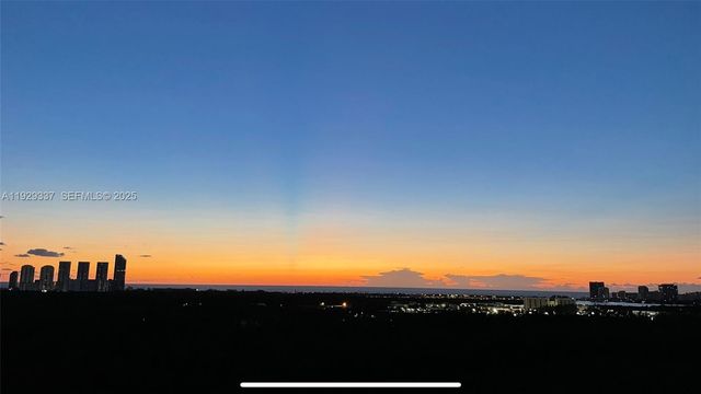 14951 Royal Oaks Ln 1801, North Miami, FL 33181