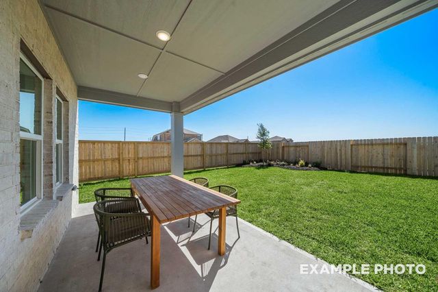 119 Sabinal Lane, Dayton, TX 77535