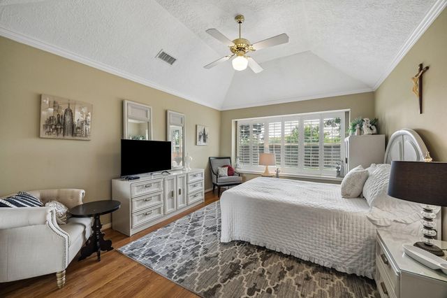 6738 Hertford Park Drive, Houston, TX 77084