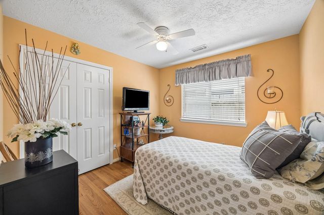 6738 Hertford Park Drive, Houston, TX 77084