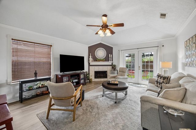 6738 Hertford Park Drive, Houston, TX 77084