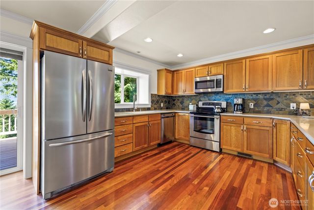 28525 143rd Avenue SW, Vashon, WA 98070