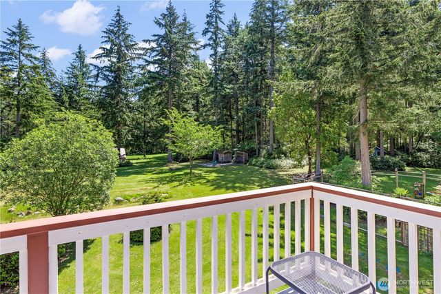 28525 143rd Avenue SW, Vashon, WA 98070