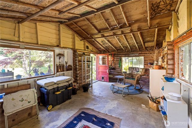 28525 143rd Avenue SW, Vashon, WA 98070