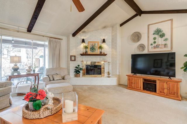 227 Cottonwood Lane, Levelland, TX 79336