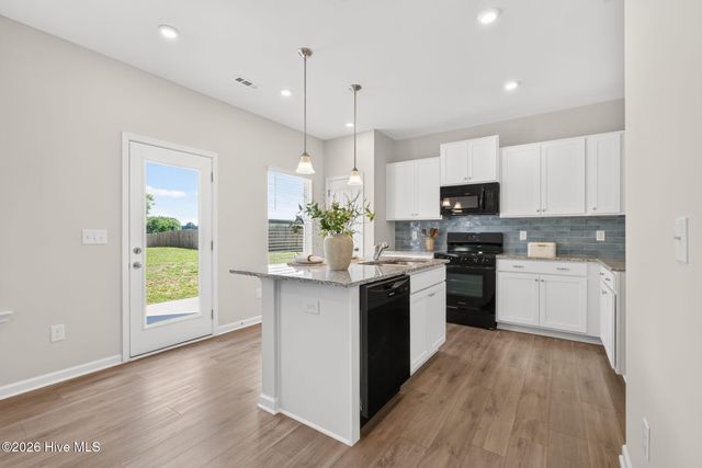 122 Continental Lane, Smithfield, NC 27577