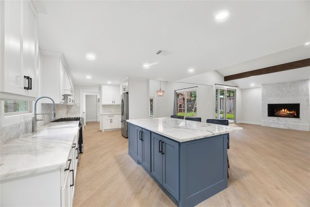 12506 Winding Brook Lane, Houston, TX 77024