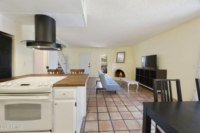 10415 N 9TH Street 2, Phoenix, AZ 85020