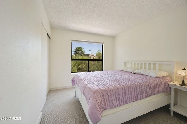 10415 N 9TH Street 2, Phoenix, AZ 85020