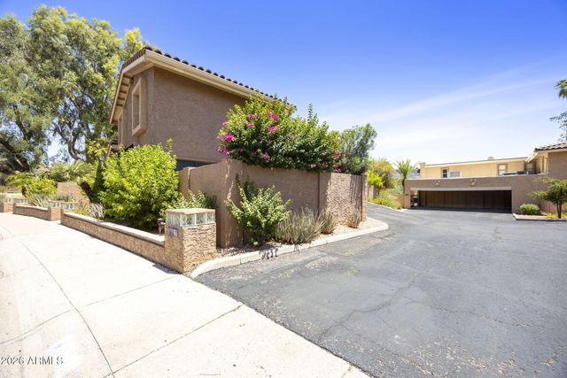 10415 N 9TH Street 2, Phoenix, AZ 85020