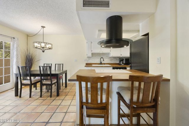 10415 N 9TH Street 2, Phoenix, AZ 85020