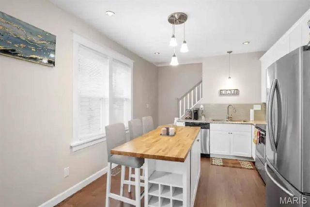 4433 Tholozan Avenue, St Louis, MO 63116