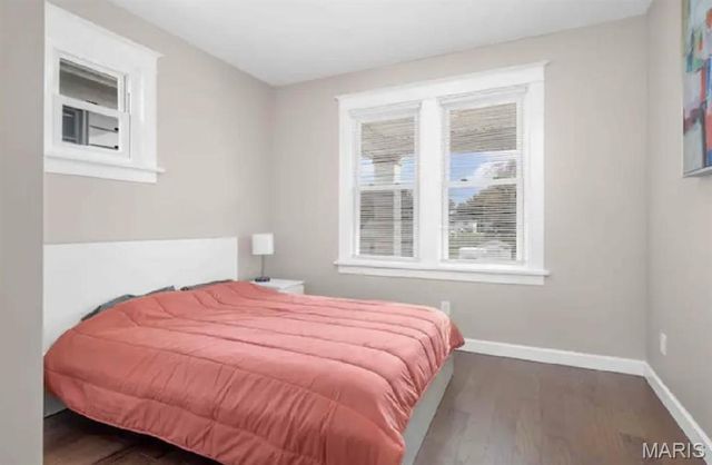4433 Tholozan Avenue, St Louis, MO 63116