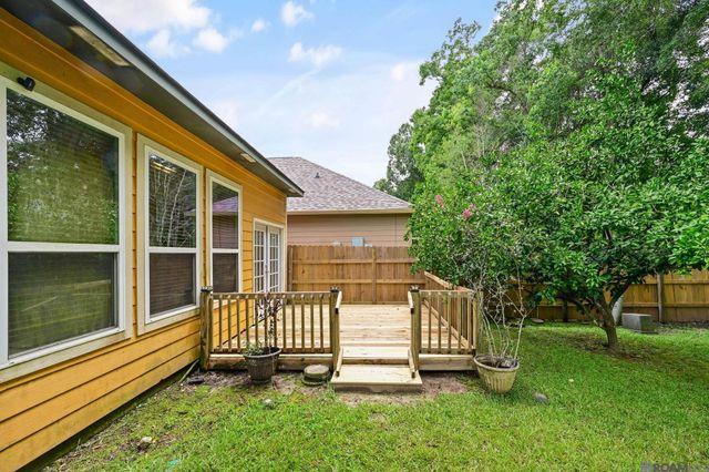 2453 Sherry St, Denham Springs, LA 70726