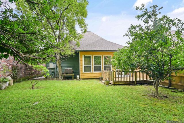 2453 Sherry St, Denham Springs, LA 70726