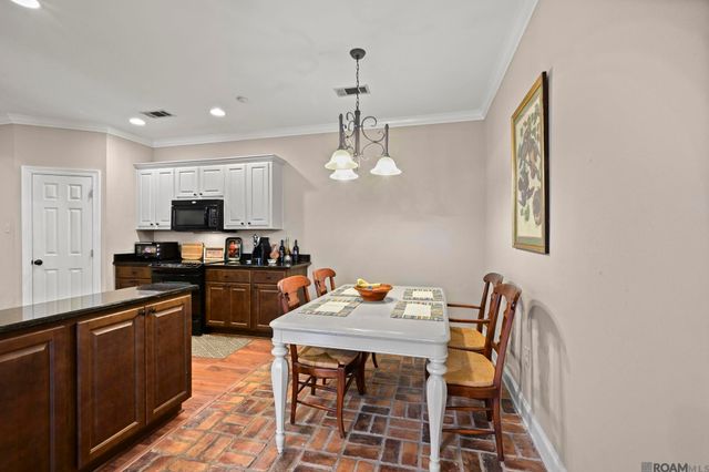 2453 Sherry St, Denham Springs, LA 70726