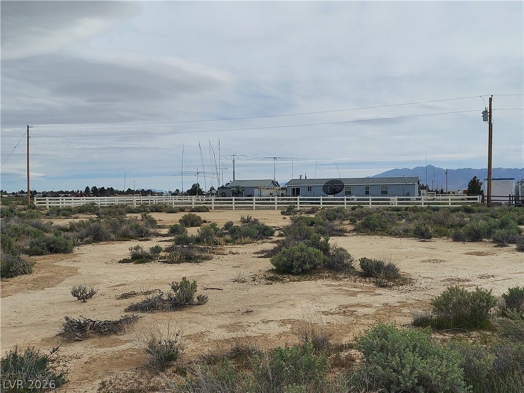 Image 8 of property listing at 4311 West Grubstake Lane, Pahrump, NV 89060