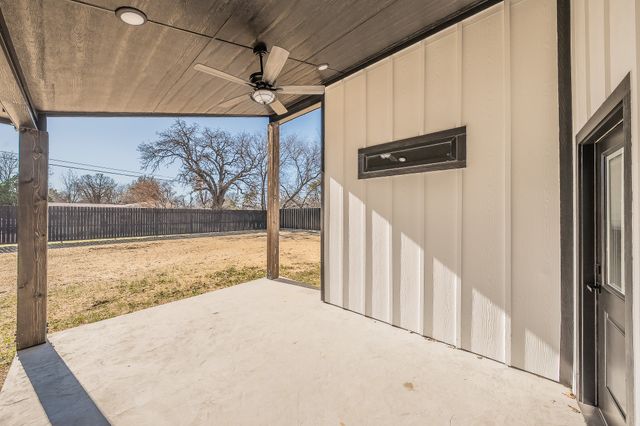 112 Stevens Street, Bridgeport, TX 76426