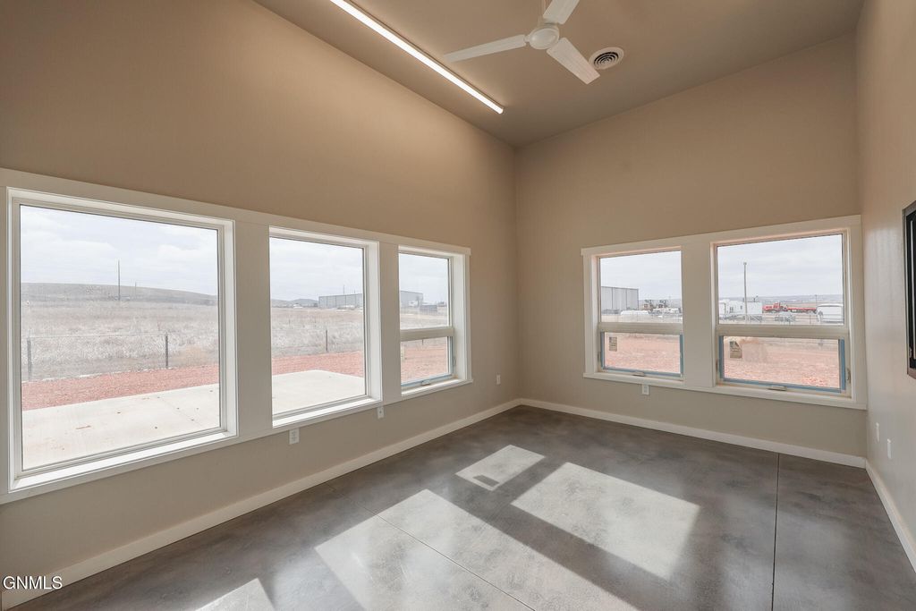 5624 Rooster Lane, Williston, ND 58801 photo 16