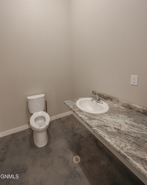 5624 Rooster Lane, Williston, ND 58801 photo 19