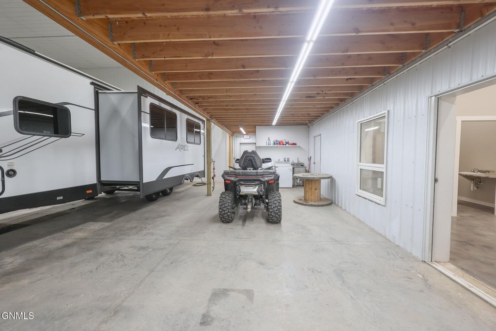 5624 Rooster Lane, Williston, ND 58801 photo 26