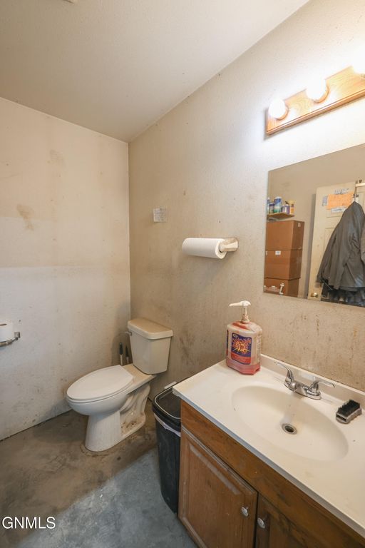 5624 Rooster Lane, Williston, ND 58801 photo 33