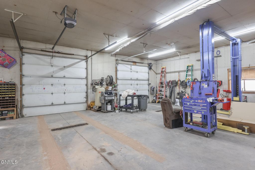 5624 Rooster Lane, Williston, ND 58801 photo 35