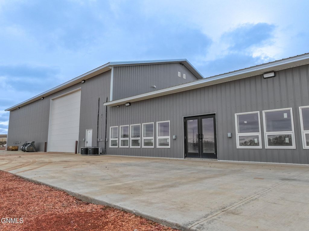 5624 Rooster Lane, Williston, ND 58801 photo 5