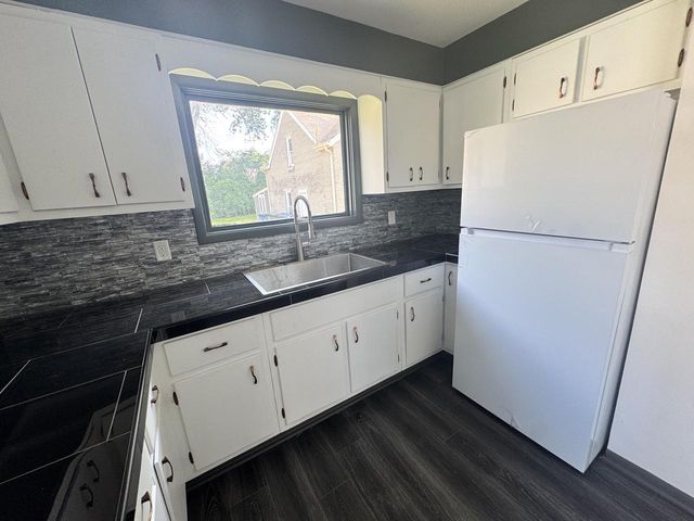 1005 N 38th STREET, Sheboygan, WI 53081