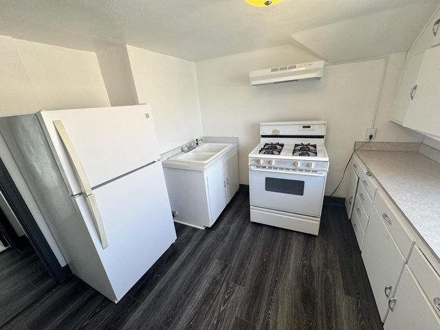 1005 N 38th STREET, Sheboygan, WI 53081