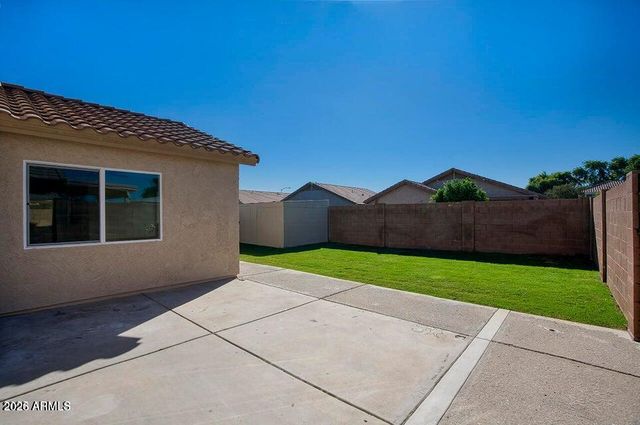 6403 W WINSLOW Avenue, Phoenix, AZ 85043