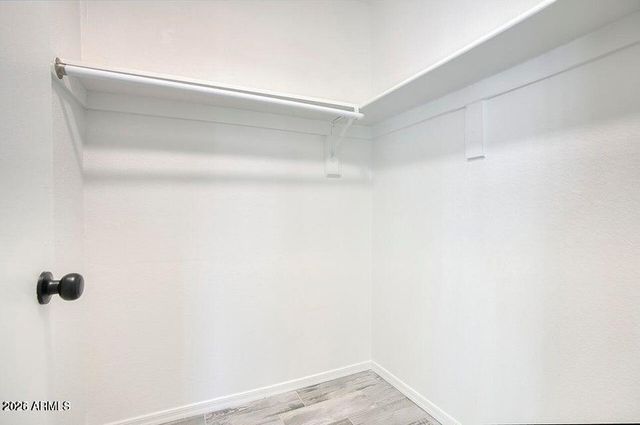 6403 W WINSLOW Avenue, Phoenix, AZ 85043