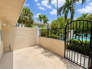 1000 Palm Trail 3, Delray Beach, FL 33483