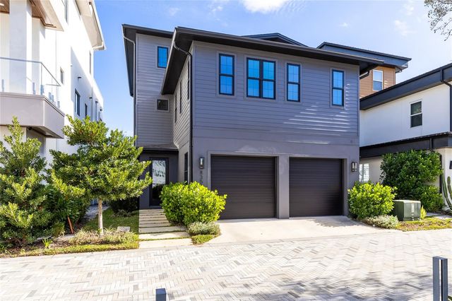 8351 EDELMAN LANE, Orlando, FL 32827