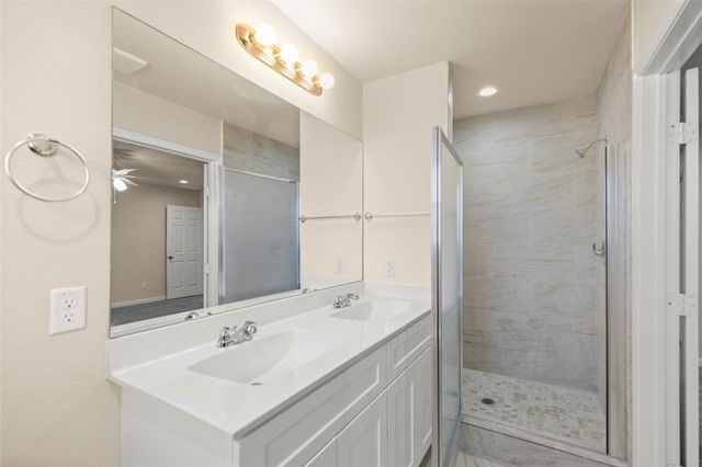 7750 Avenue J, Houston, TX 77012