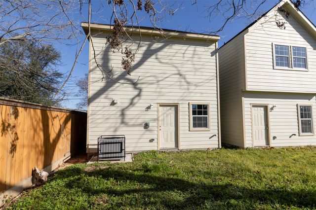 7750 Avenue J, Houston, TX 77012