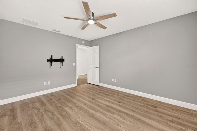 1945 FIDDLEWOOD PLACE, The Villages, FL 32162