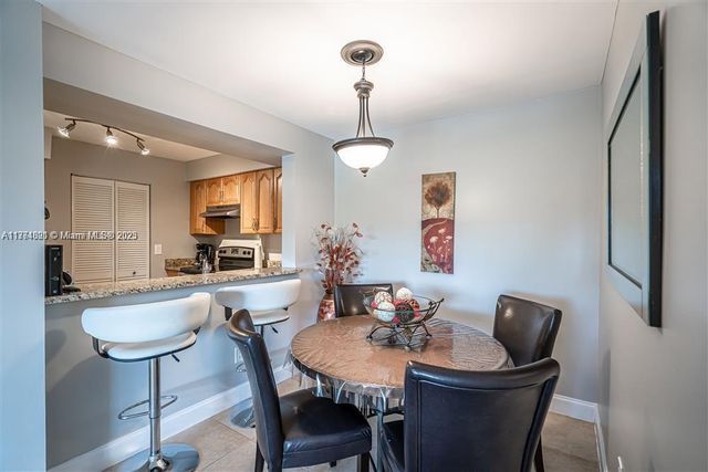 1245 SW 46th Avenue 1215, Pompano Beach, FL 33069