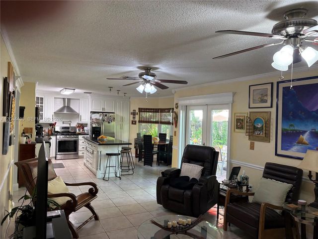 9217 SW 157th Path, Miami, FL 33196