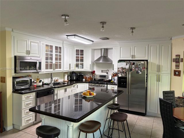 9217 SW 157th Path, Miami, FL 33196