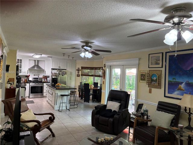 9217 SW 157th Path, Miami, FL 33196